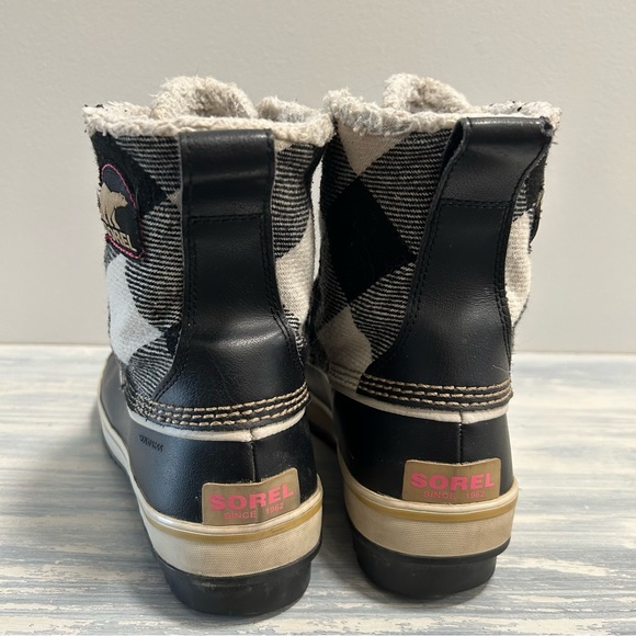 Sorel Tivoli Boots waterproof black & white check with pink logo size 8 - Picture 4 of 8